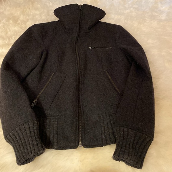 Express Jacket - Picture 3 of 3